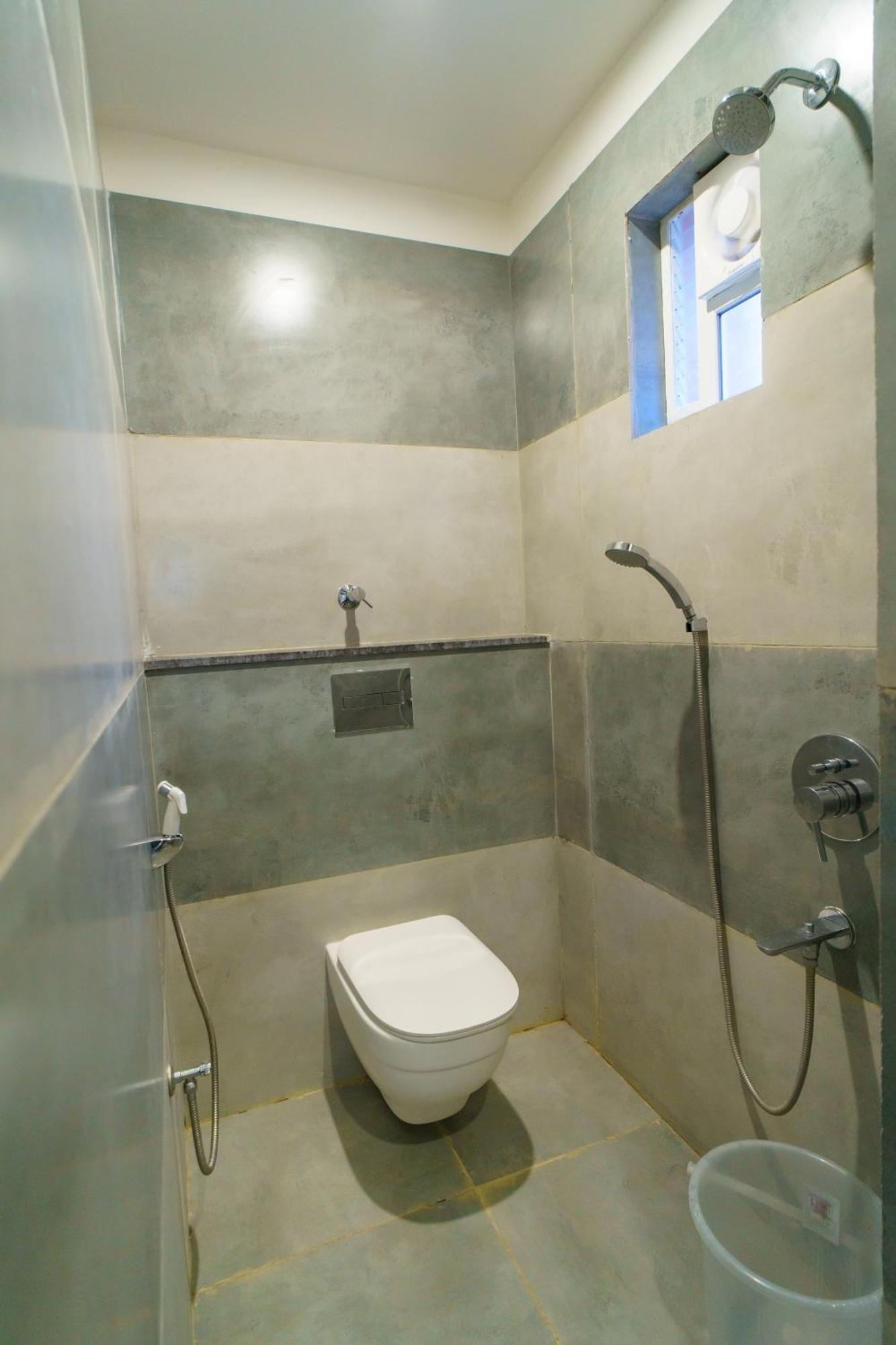 Satyabhama Inn Pathara Экстерьер фото