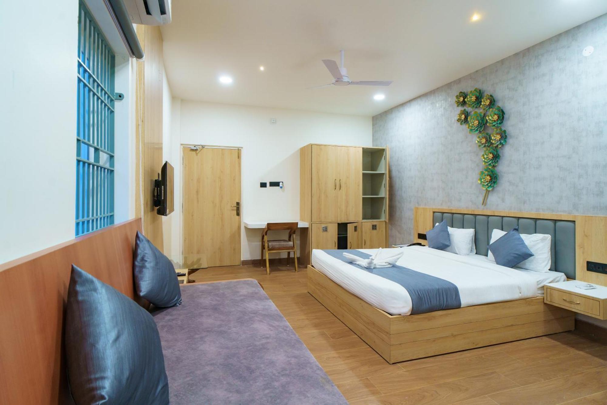 Satyabhama Inn Pathara Экстерьер фото